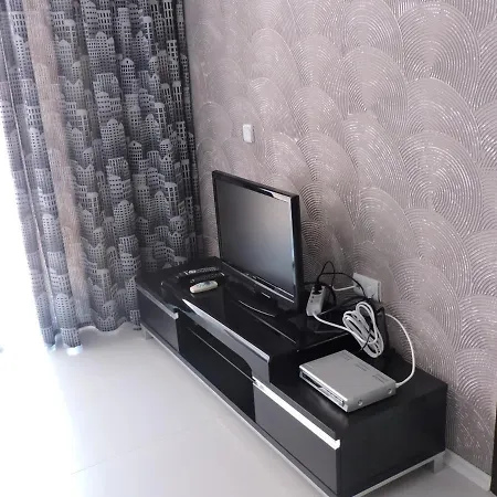 Apartment Rich